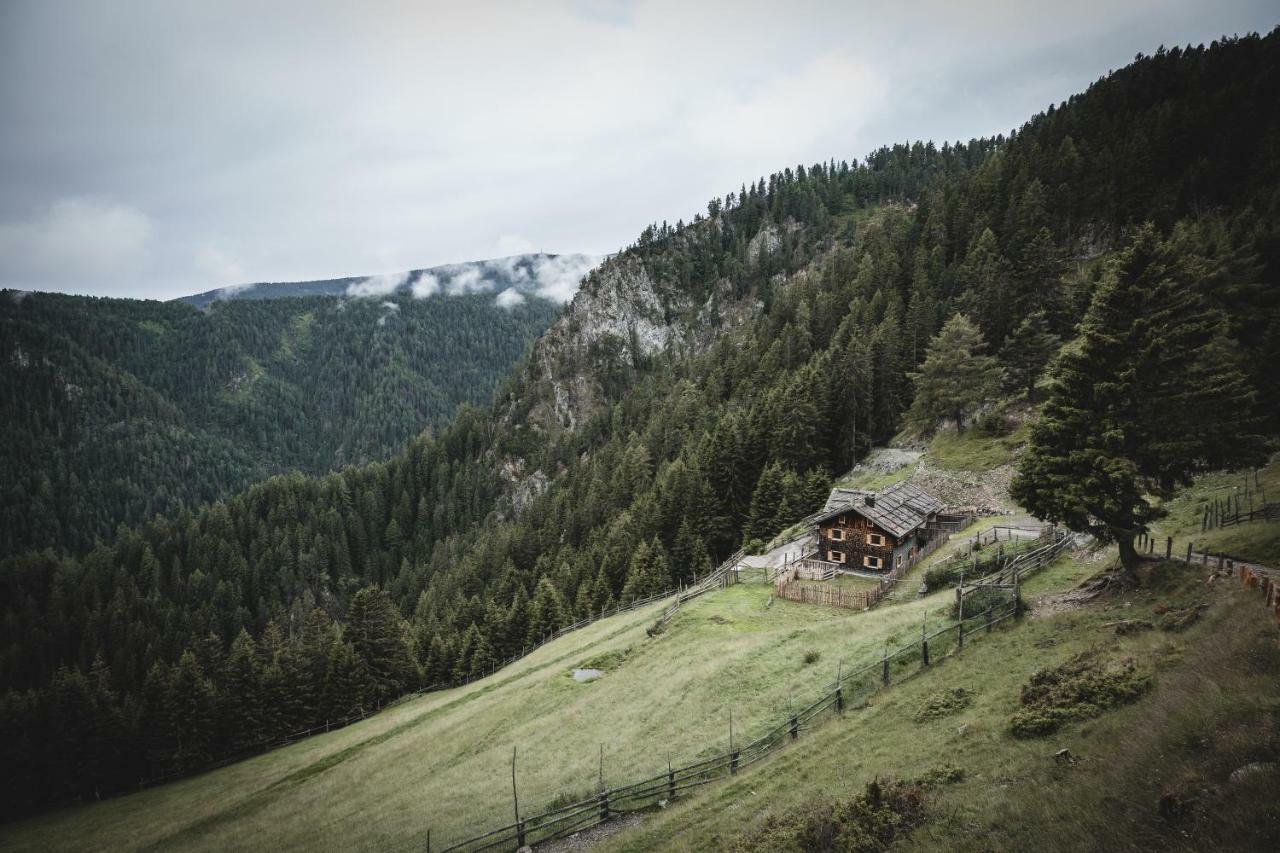 Hirschhof Pfrein - Hideaway Leilighet Chiusa Eksteriør bilde